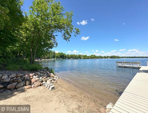 6886 Pilger Avenue NW, Annandale, MN 55302