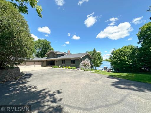 6886 Pilger Avenue NW, Annandale, MN 55302