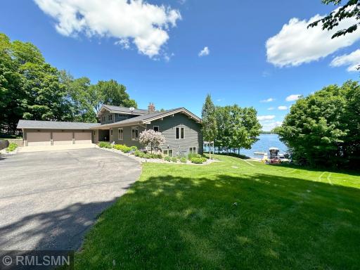6886 Pilger Avenue NW, Annandale, MN 55302