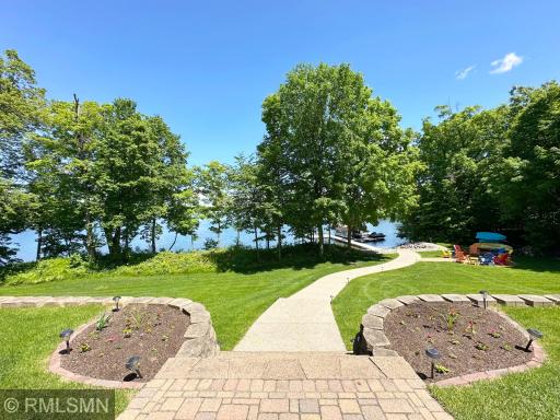 6886 Pilger Avenue NW, Annandale, MN 55302