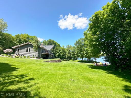 6886 Pilger Avenue NW, Annandale, MN 55302