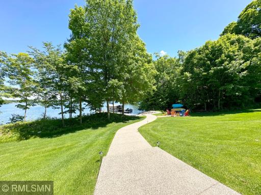 6886 Pilger Avenue NW, Annandale, MN 55302