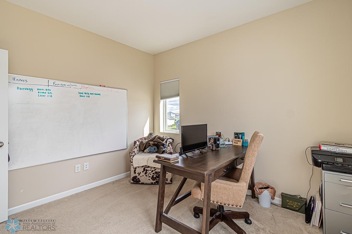 1306 6th St NW, West Fargo, ND 58078-19.jpg