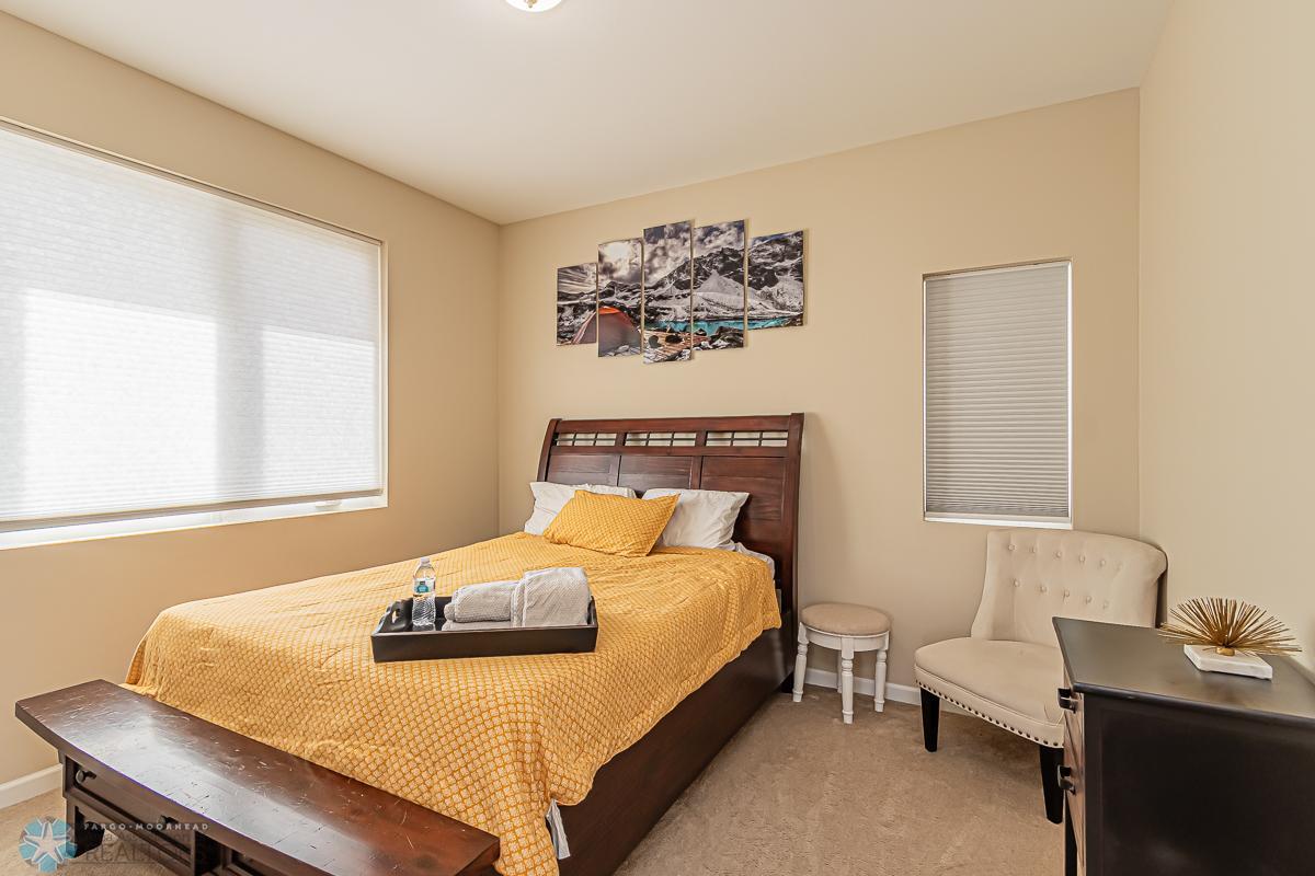 1306 6th St NW, West Fargo, ND 58078-20.jpg