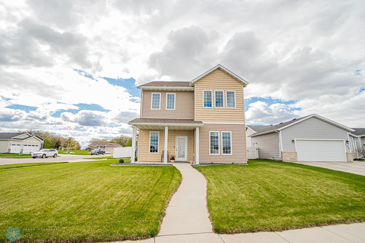 1306 6th St NW, West Fargo, ND 58078-29.jpg