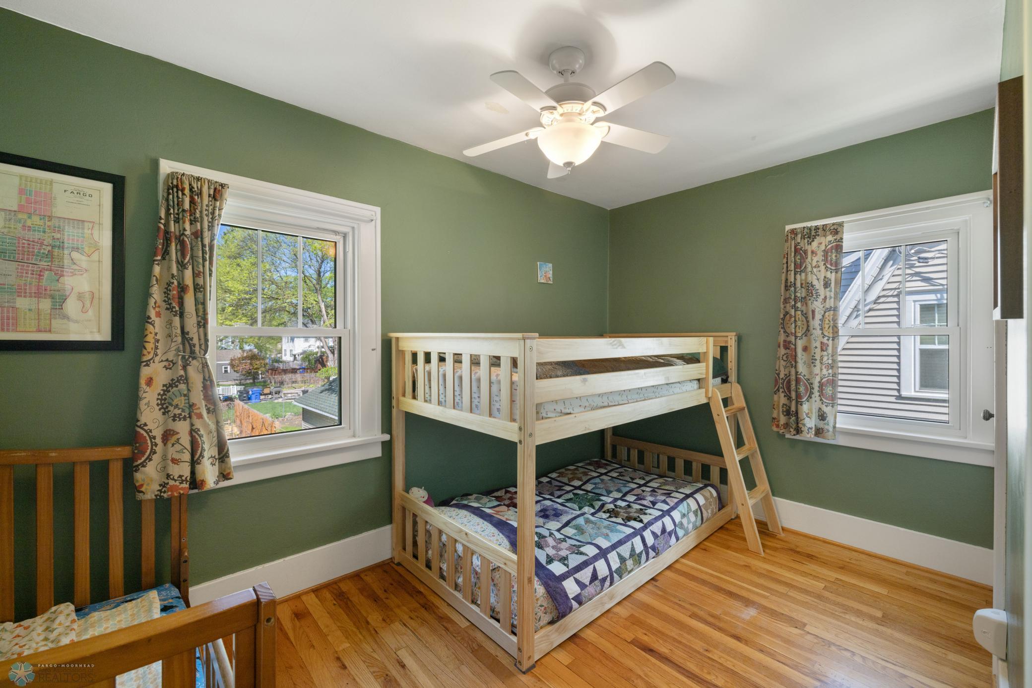 Amdak__1109 11th Street S Fargo ND_INTERIOR_0023.jpg