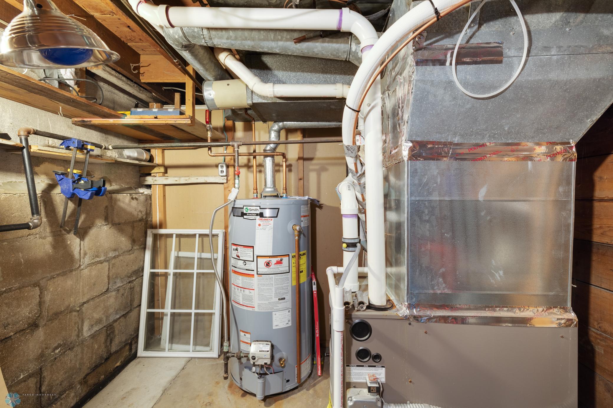 Amdak__1109 11th Street S Fargo ND_INTERIOR_0015.jpg