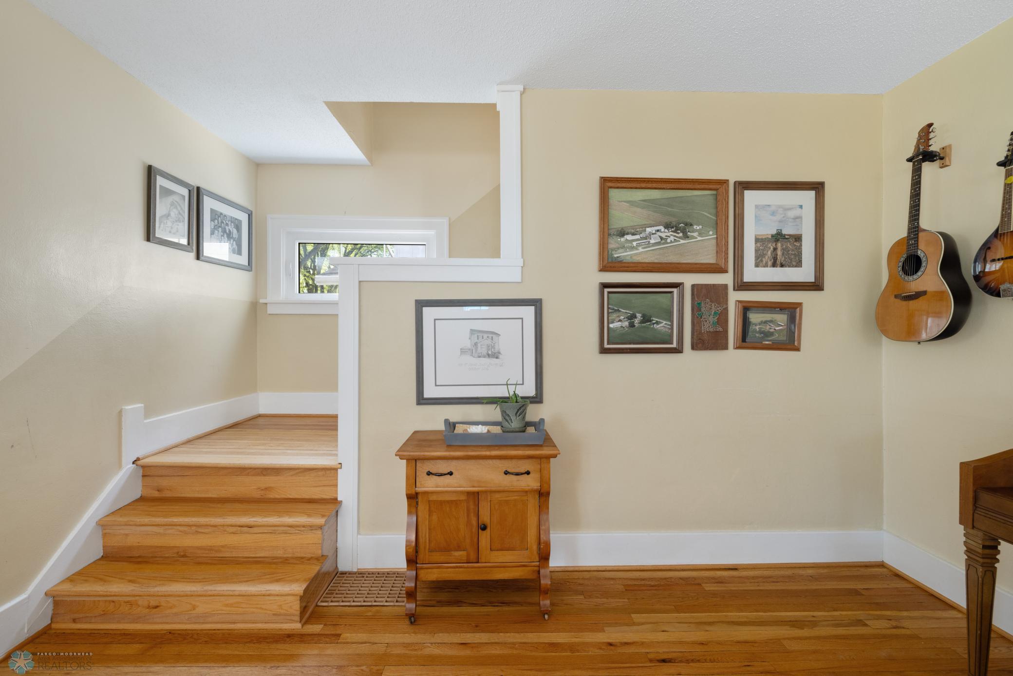 Amdak__1109 11th Street S Fargo ND_INTERIOR_0008.jpg