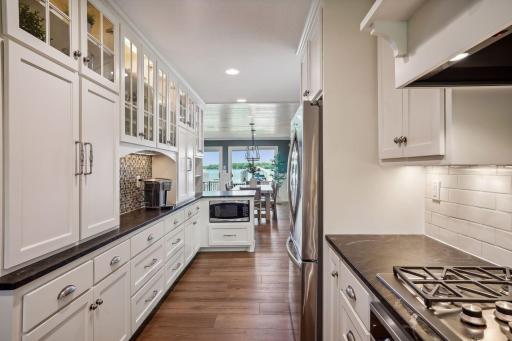 2256 Shadywood Road, Wayzata, MN 55391