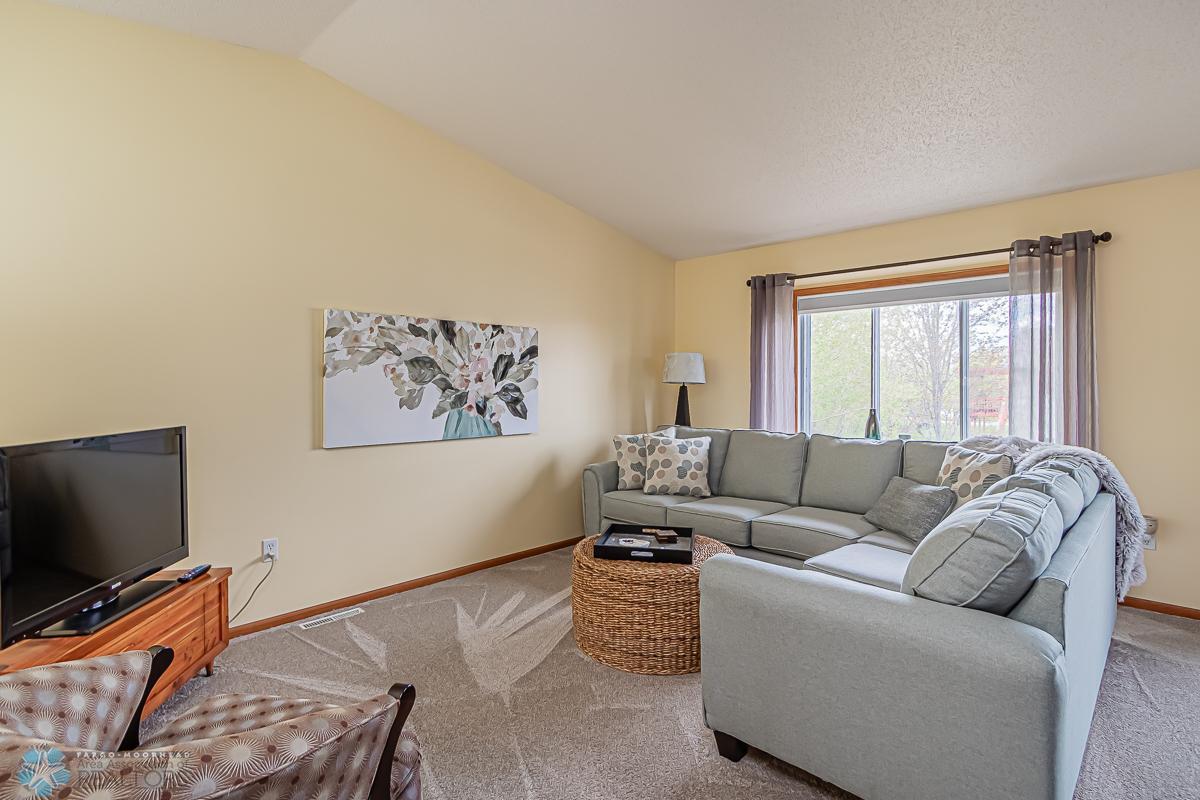 3549 44th Ave SW, Fargo, ND 58104-12.jpg
