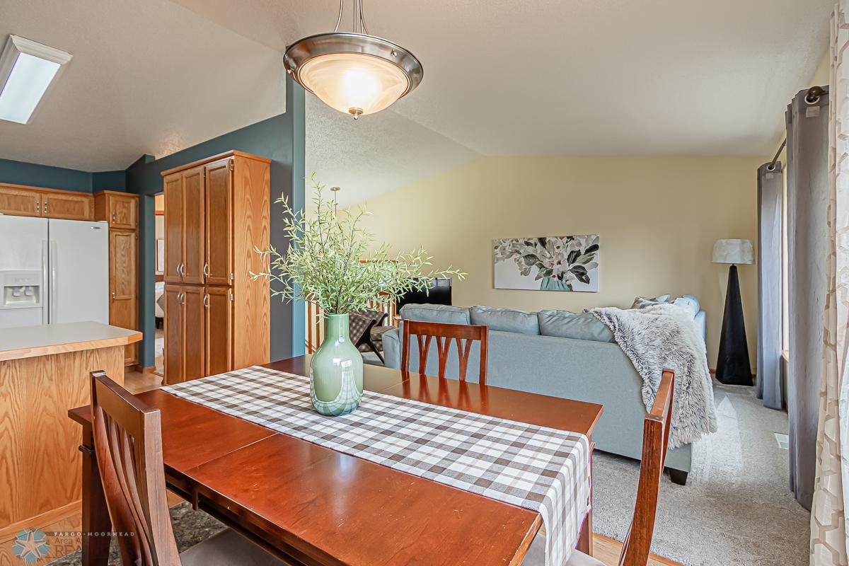 3549 44th Ave SW, Fargo, ND 58104-15.jpg