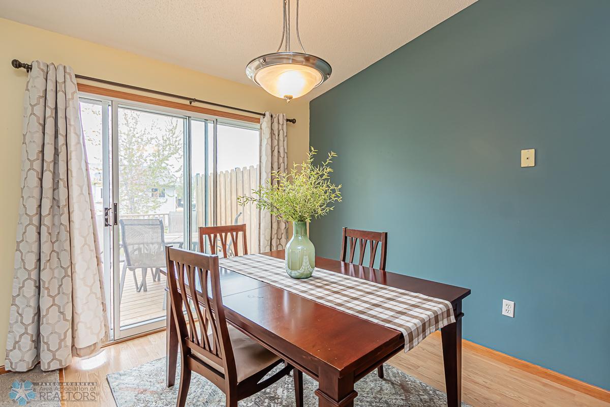 3549 44th Ave SW, Fargo, ND 58104-14.jpg