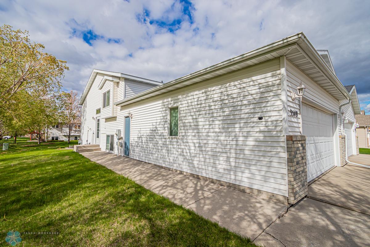 3549 44th Ave SW, Fargo, ND 58104-28.jpg