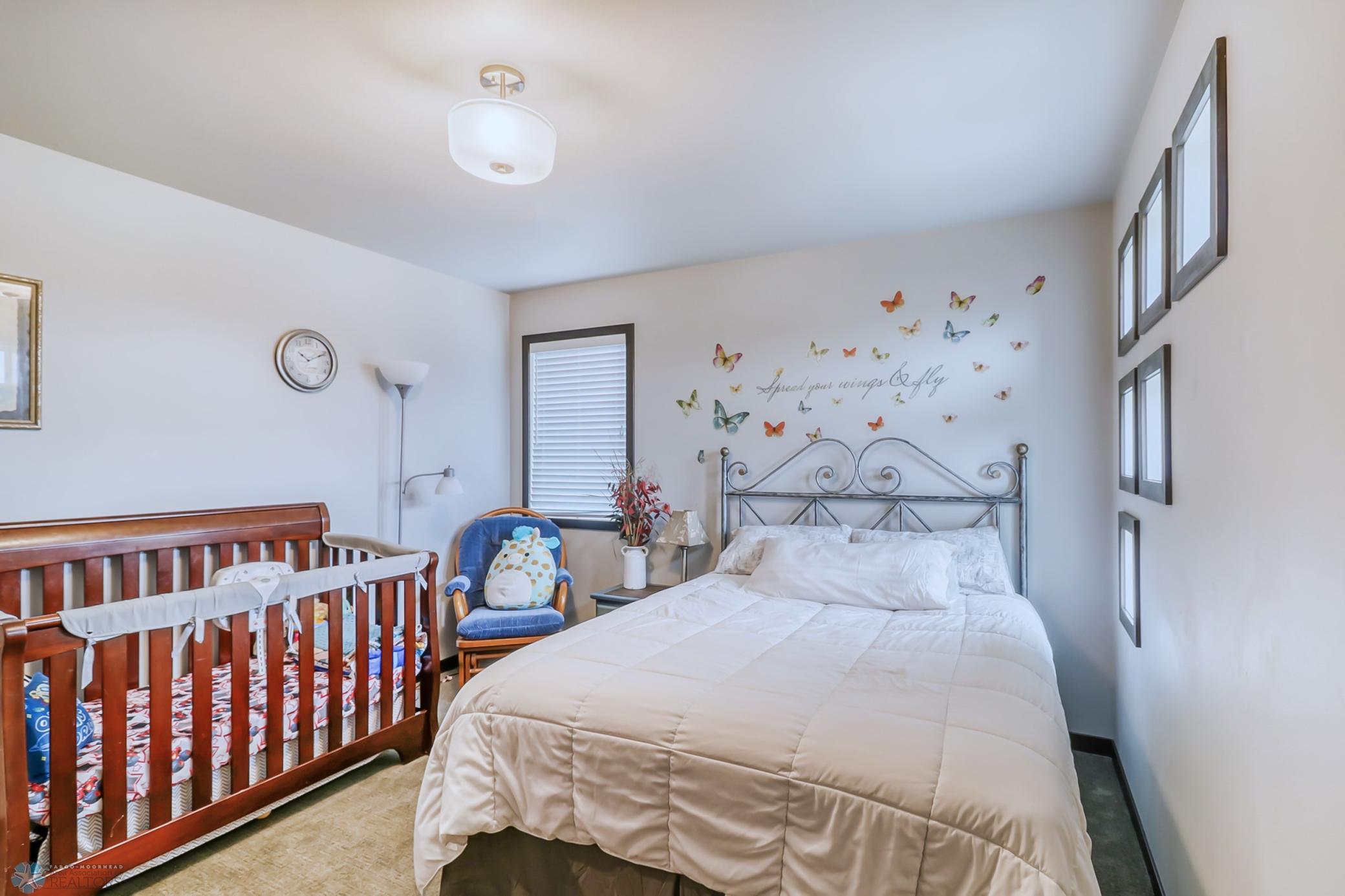 Bedroom1_1.jpg