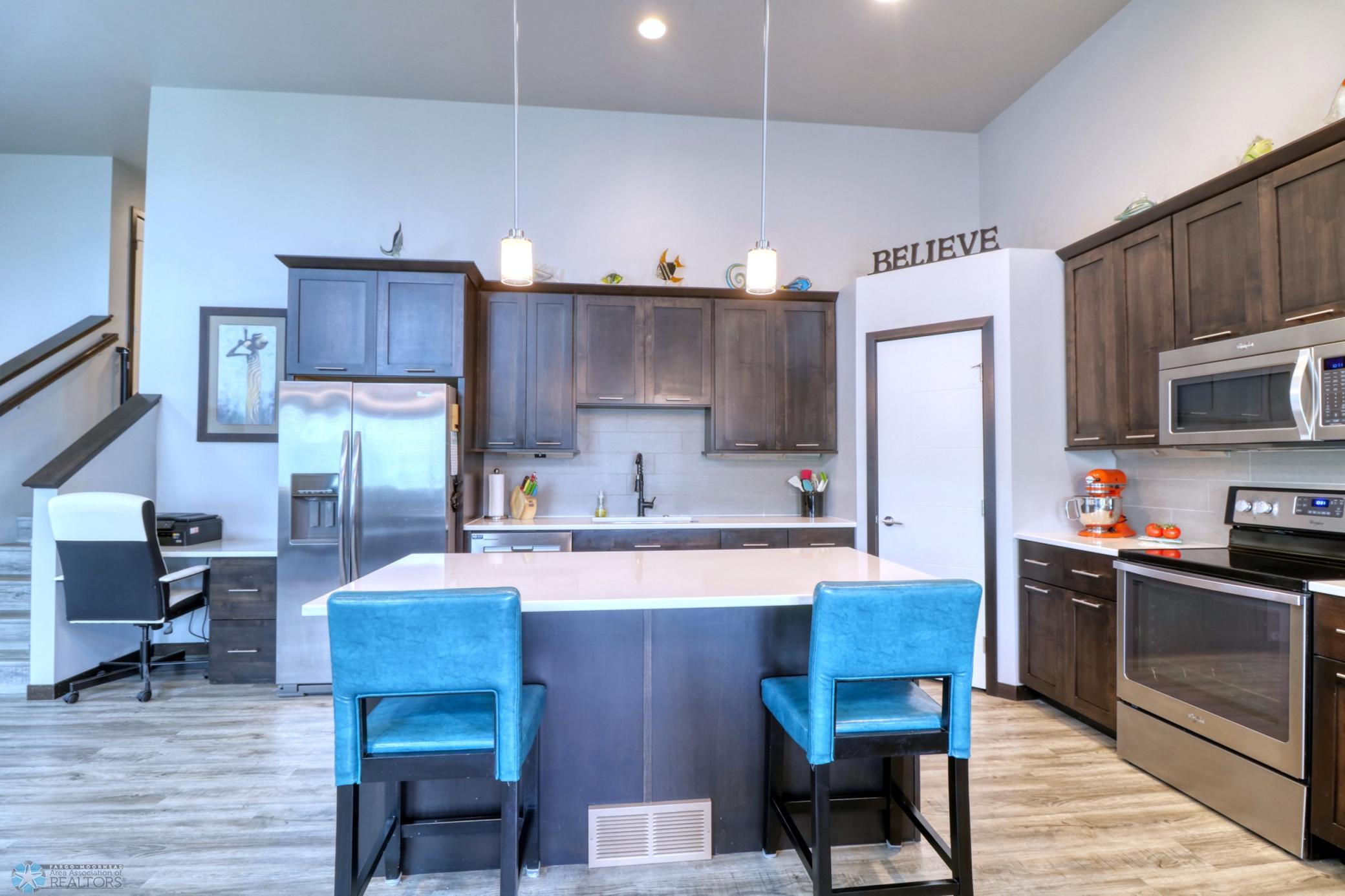 Kitchen1_2 tile backsplash.jpg