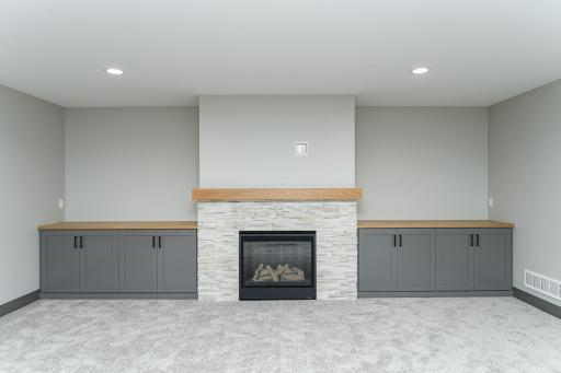 2630 Scenic Point Drive SW, Rochester, MN 55902