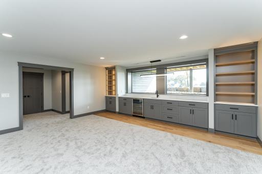 2630 Scenic Point Drive SW, Rochester, MN 55902