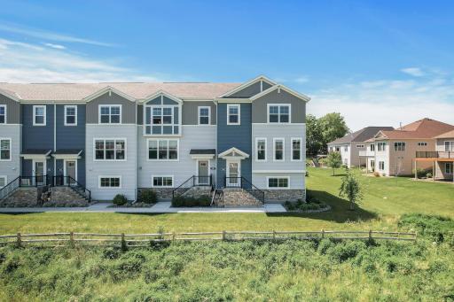 844 Roselyn Drive, Victoria, MN 55386