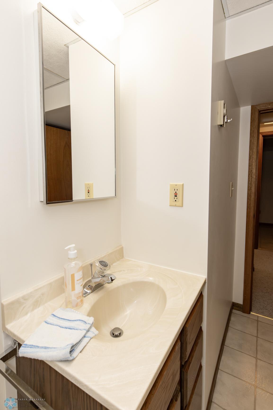 Bathroom 2 - 3/4