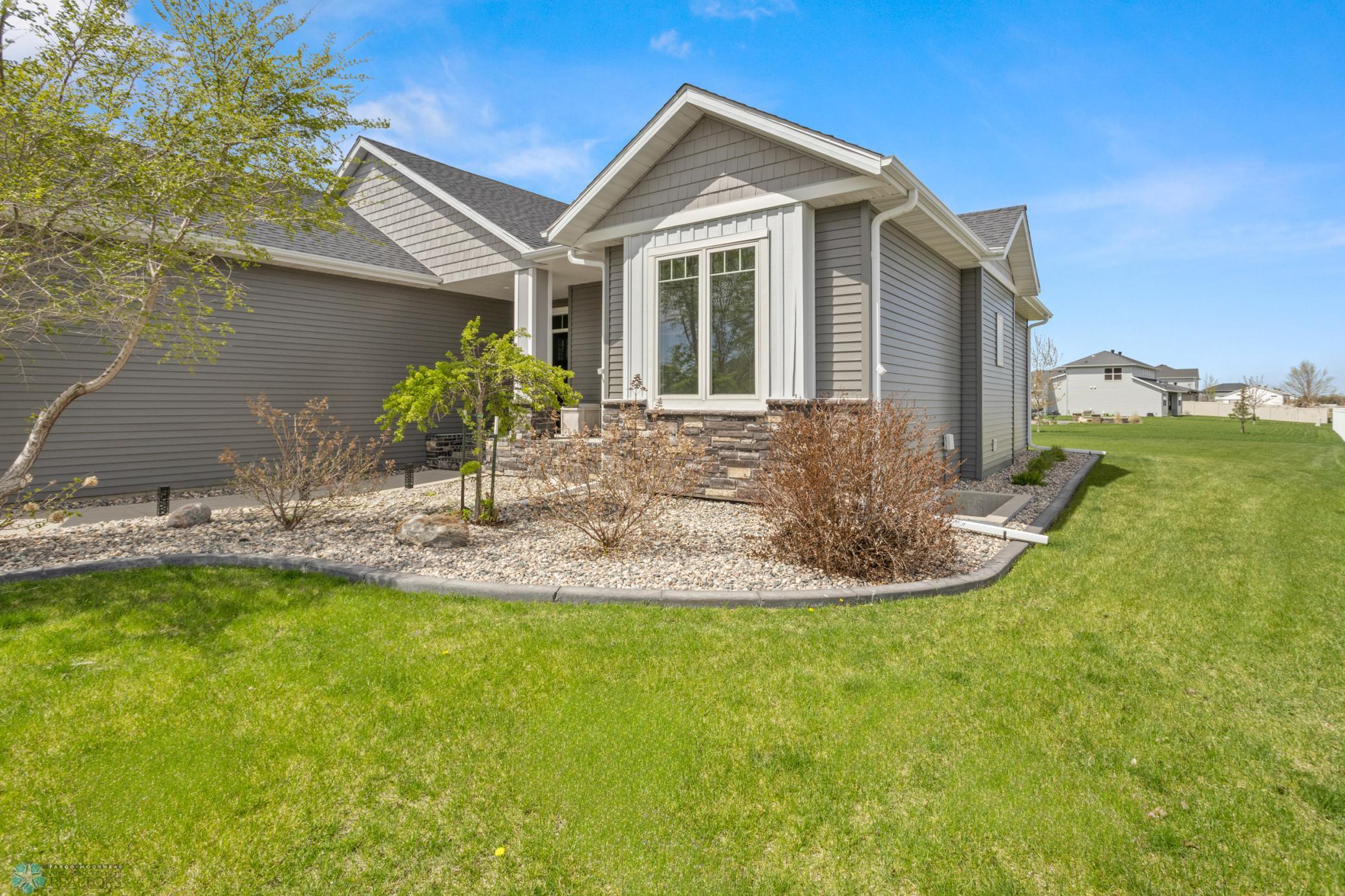 1465 Shawnas Place S Fargo