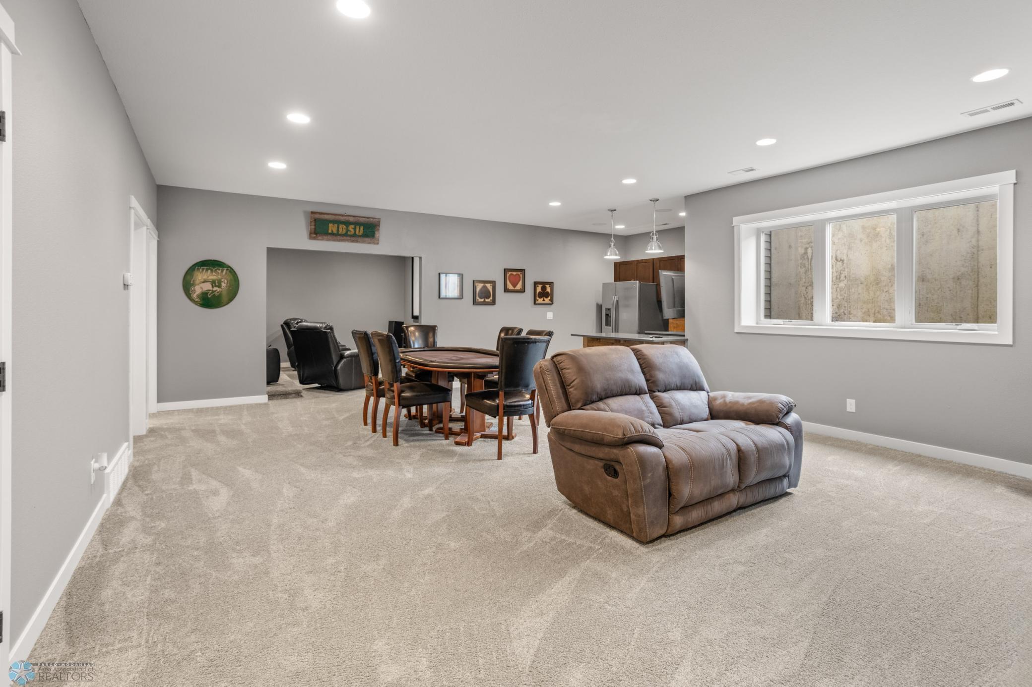 1465 Shawnas Place S Fargo