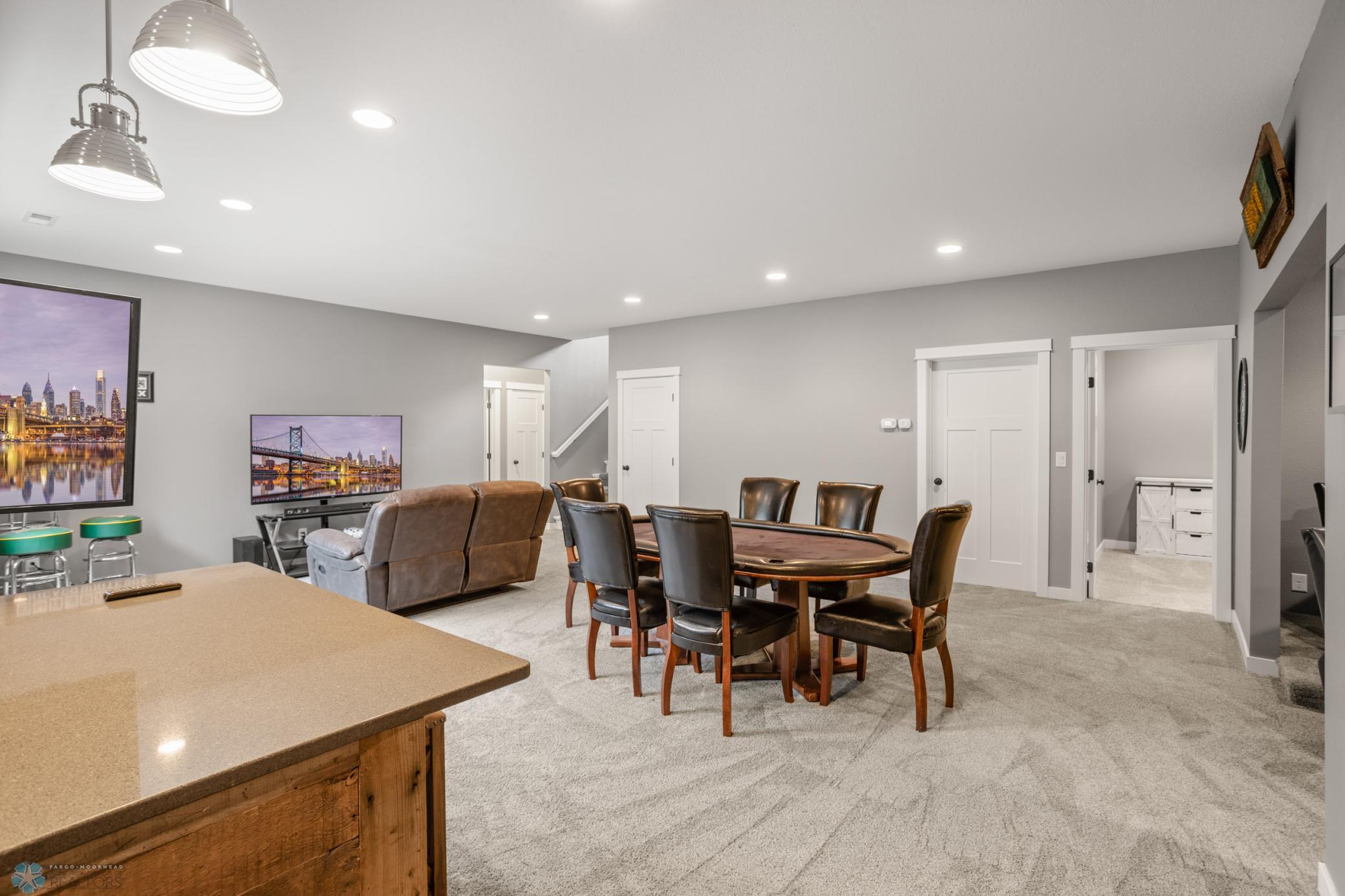 1465 Shawnas Place S Fargo