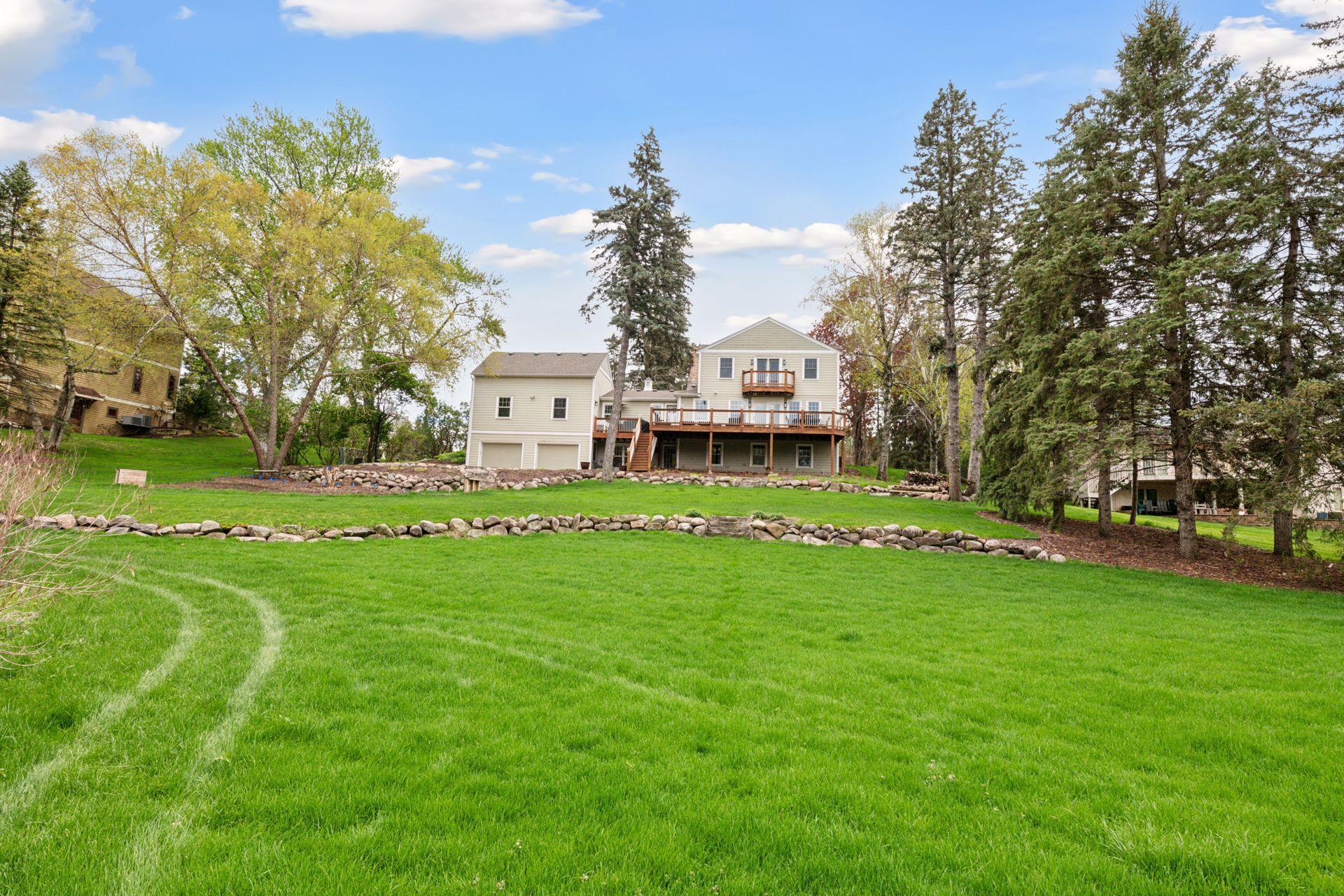 This double lot allows for so many opportunities in your future