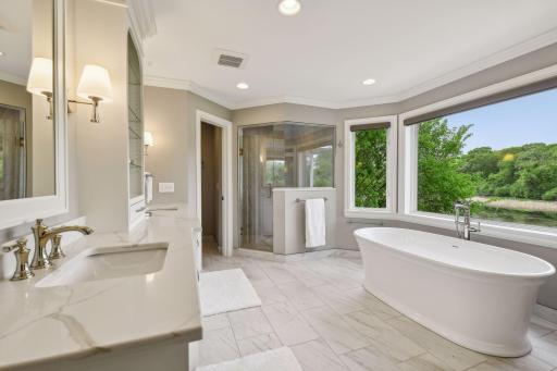 23 Circle W, Minneapolis, MN 55436