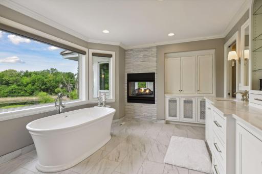 23 Circle W, Minneapolis, MN 55436