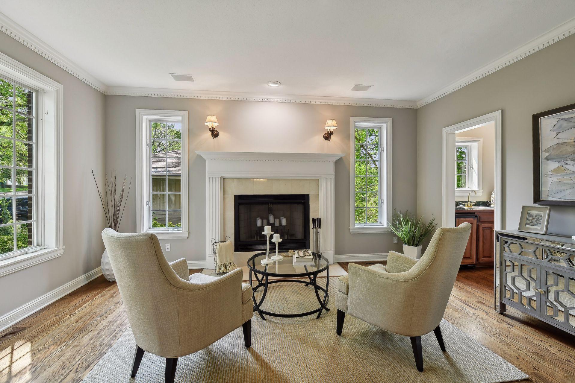 Living room with fireplace