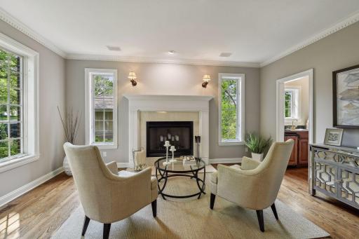 23 Circle W, Minneapolis, MN 55436