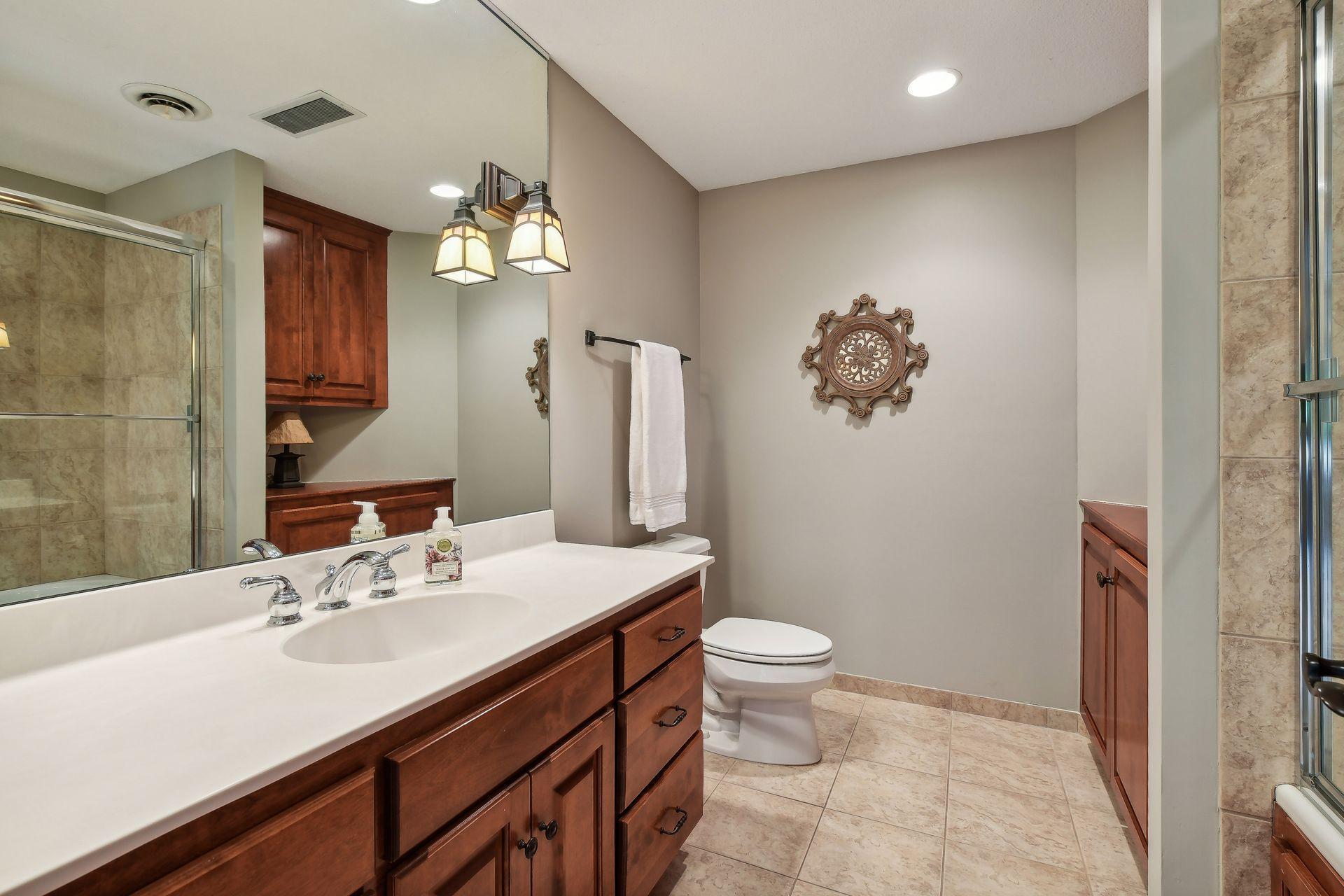 Full bath in the lower level