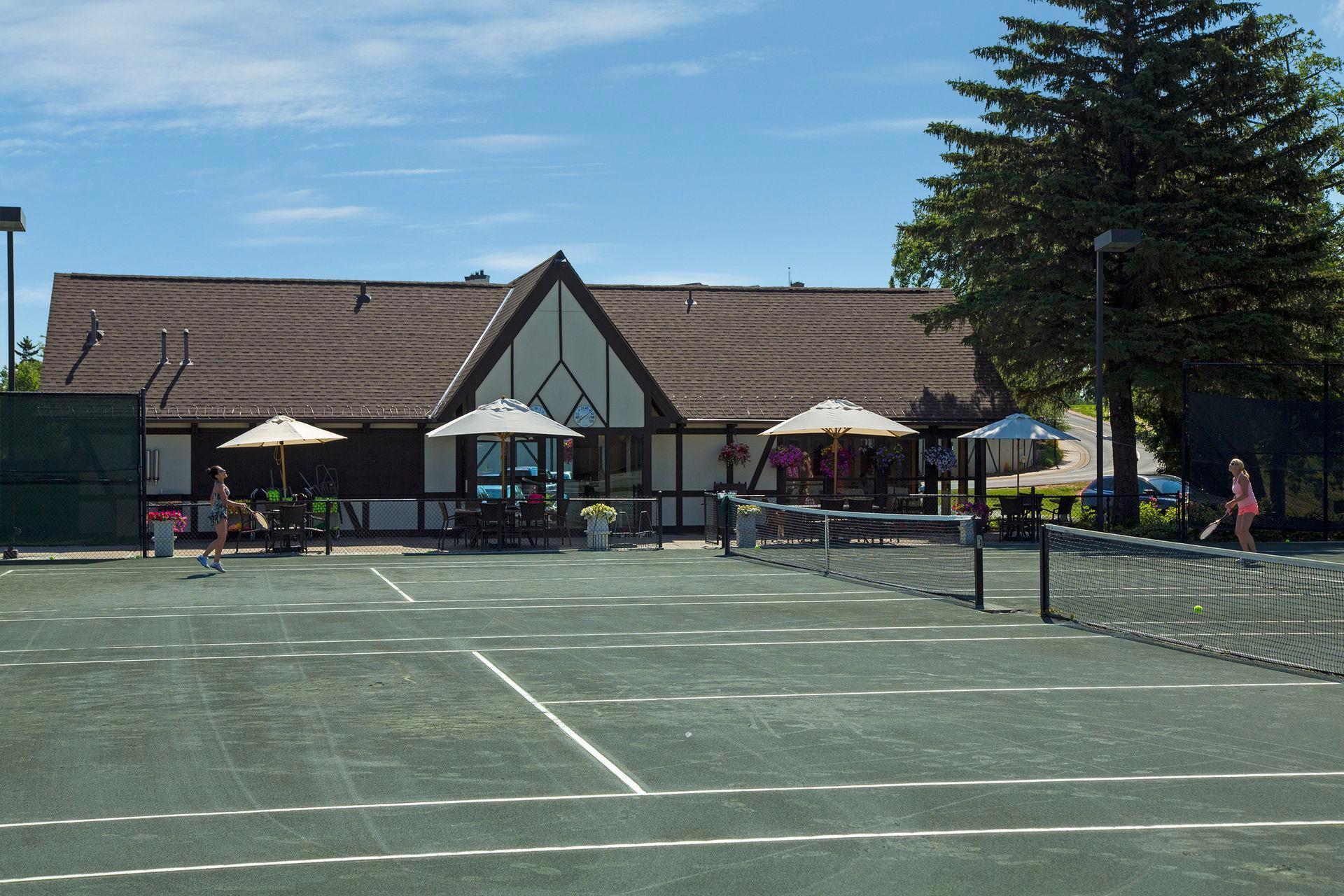 ICC tennis courts