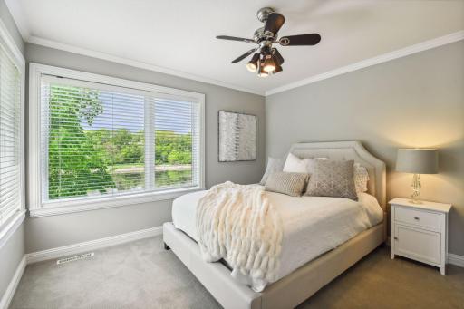 23 Circle W, Minneapolis, MN 55436