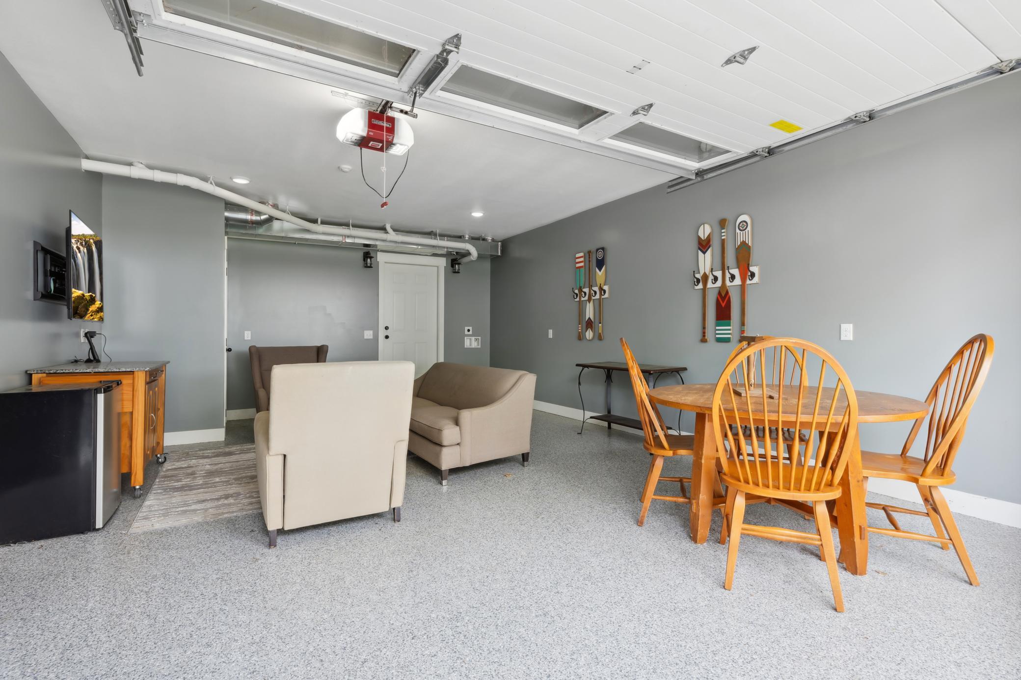 heated/insulated garage