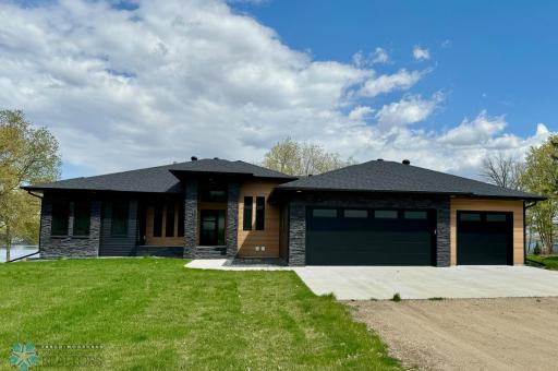 16213 County Highway 6, 4, Lake Park, MN 56554