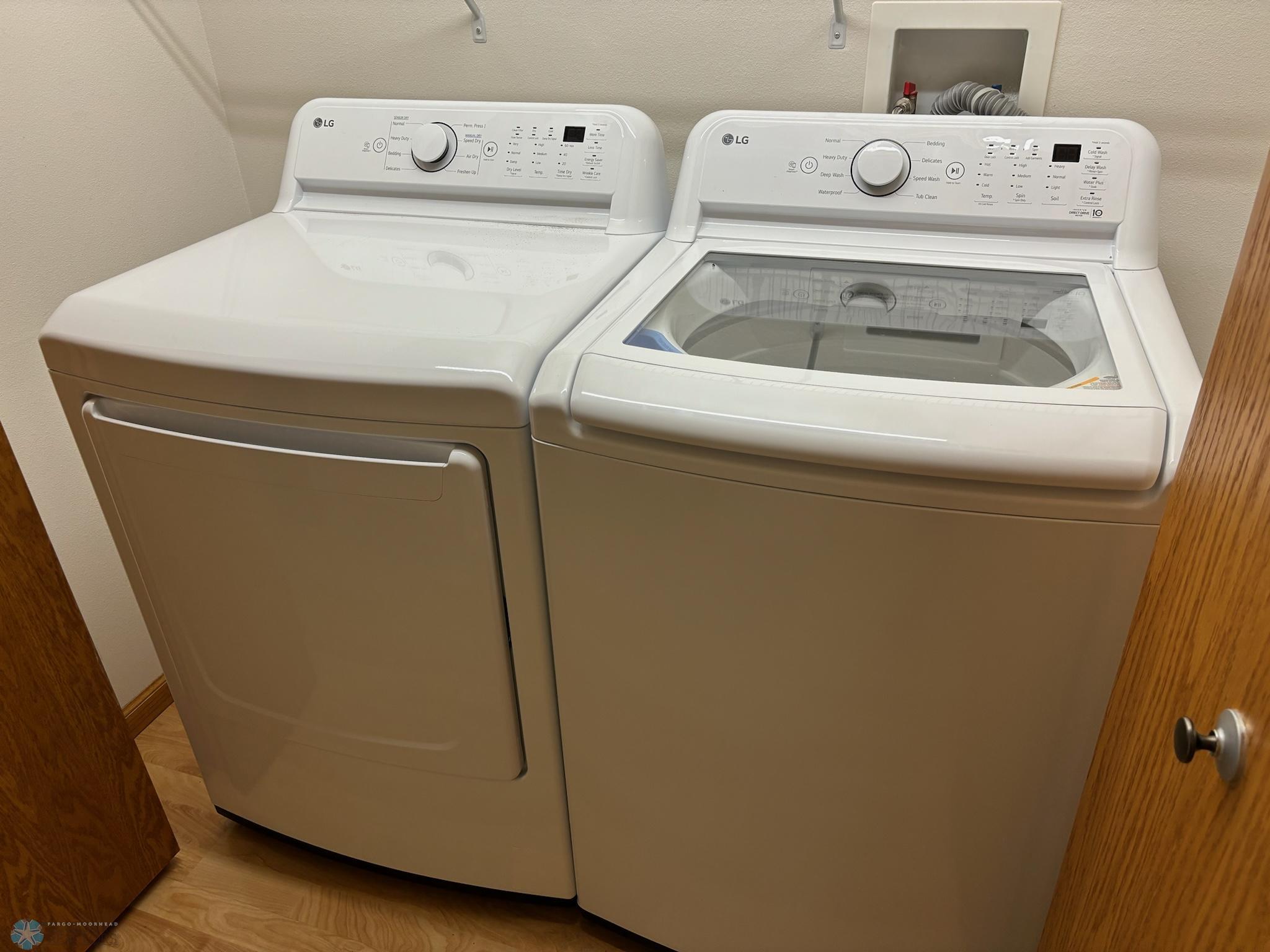 NEW washer & dryer included!