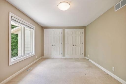 22 Circle W, Minneapolis, MN 55436