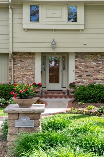 22 Circle W, Minneapolis, MN 55436