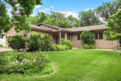Photo for 7316 Niagara Lane N, Maple Grove, MN 55311 - listing #6533402 Welcome to 7316 Niagara Lane in the Fish Lake West neighborhood of Maple Grove!