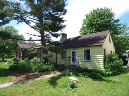 4652 34th Avenue S, Minneapolis, MN 55406