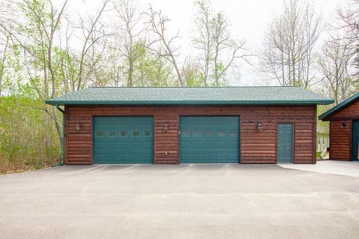 Garage space galore! This 40x28 garage has a new roof (2023) 50 years guarantee & transferable warranty!