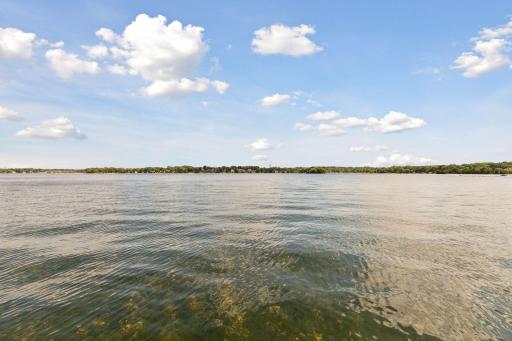 155 Gideons Point Road, Excelsior, MN 55331