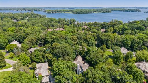 155 Gideons Point Road, Excelsior, MN 55331