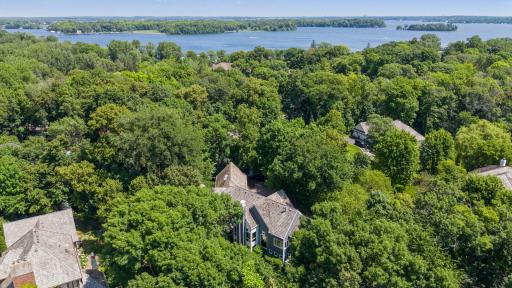 155 Gideons Point Road, Excelsior, MN 55331