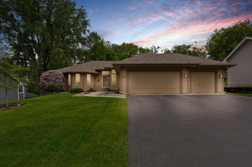 904 Crystal Lake Road W, Burnsville, MN 55306