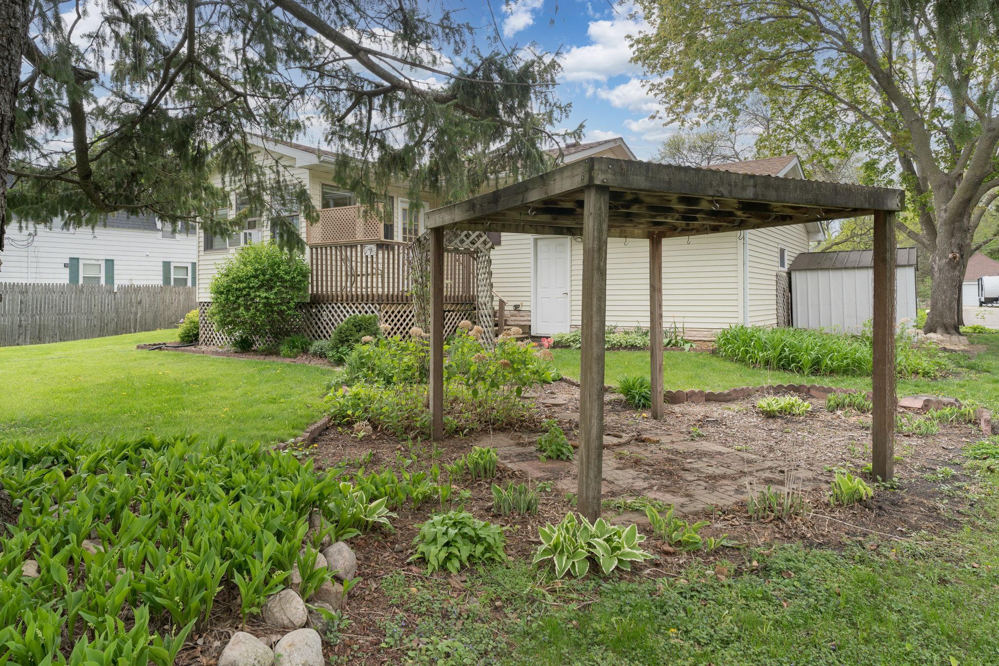 311 3rd Ave SE-4.jpg