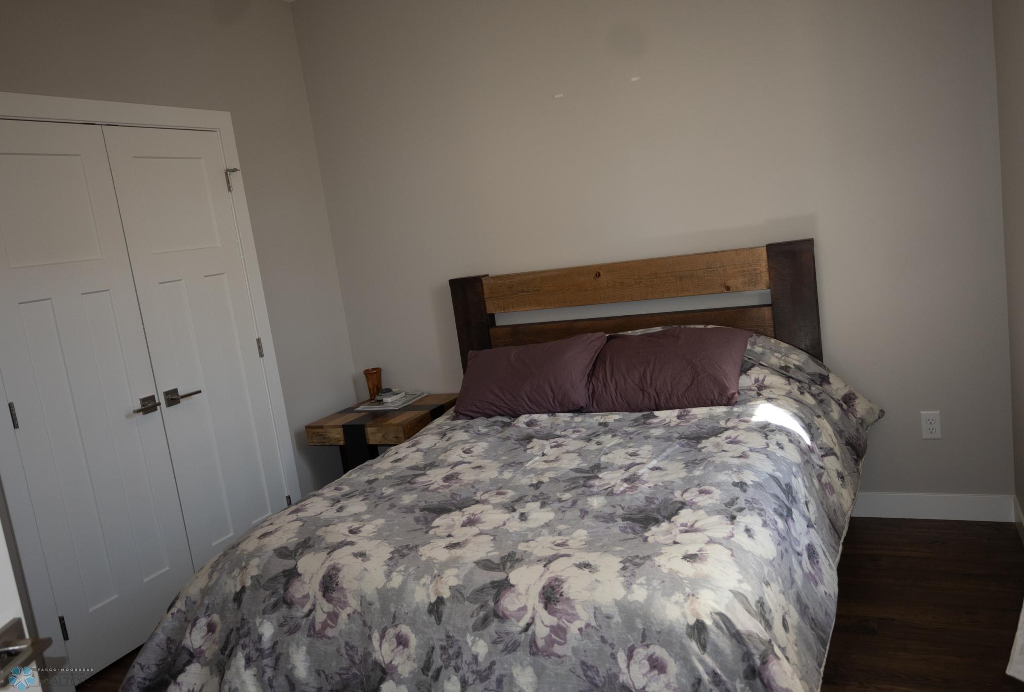 bdrm 2.jpg