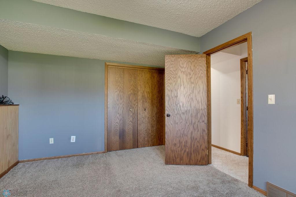 3046_14th_Ave_S-30.jpg