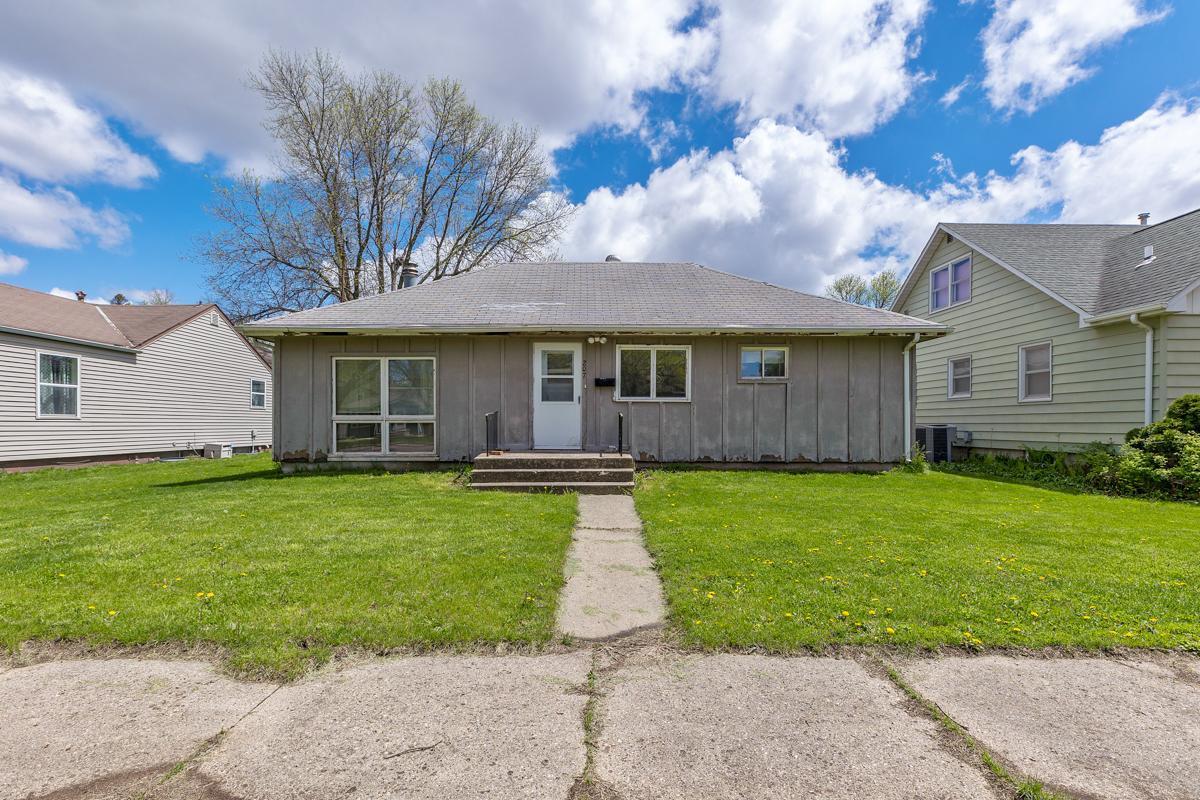 207 Snure Street, Lakefield MN Real Estate Listing